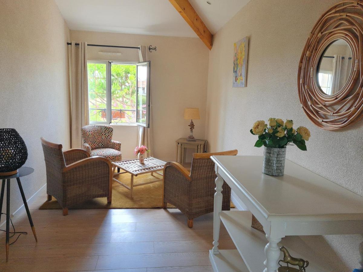 Entre Loire Et Vignobles Bed & Breakfast Lire Exterior photo